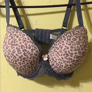 💞Victoria’s Secret Bra 36dd